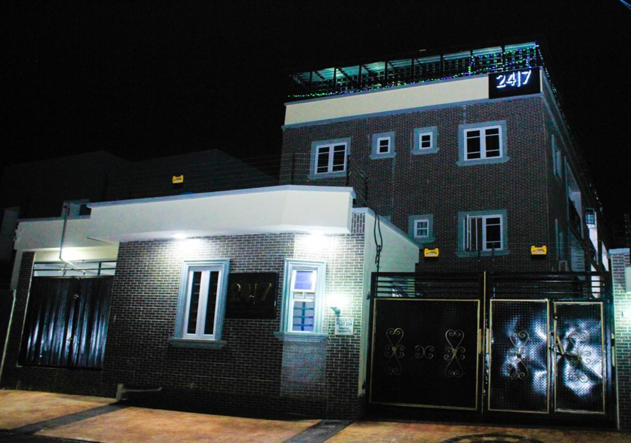 24/7 Luxury Apartment Lagos Esterno foto