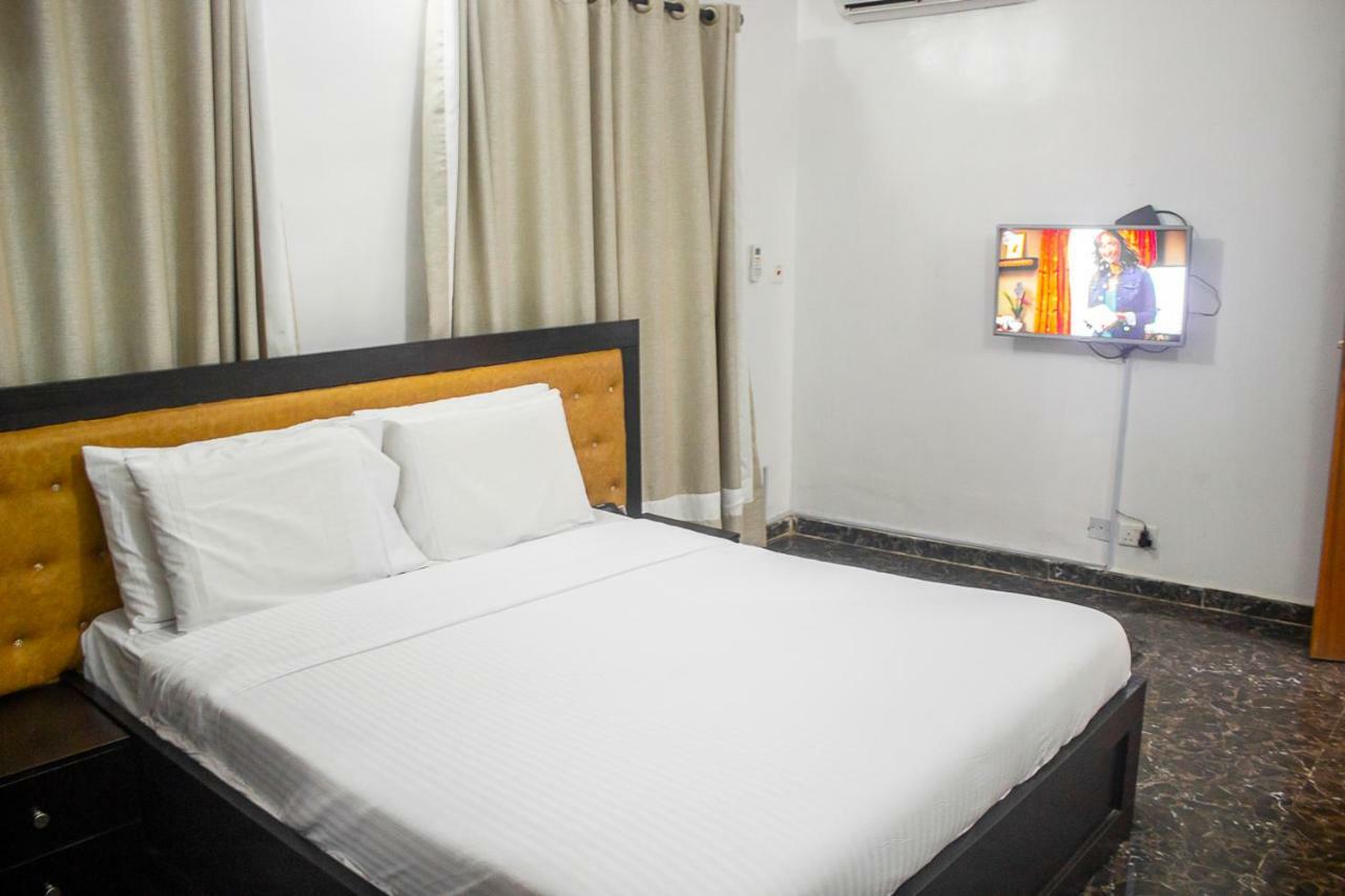 24/7 Luxury Apartment Lagos Esterno foto